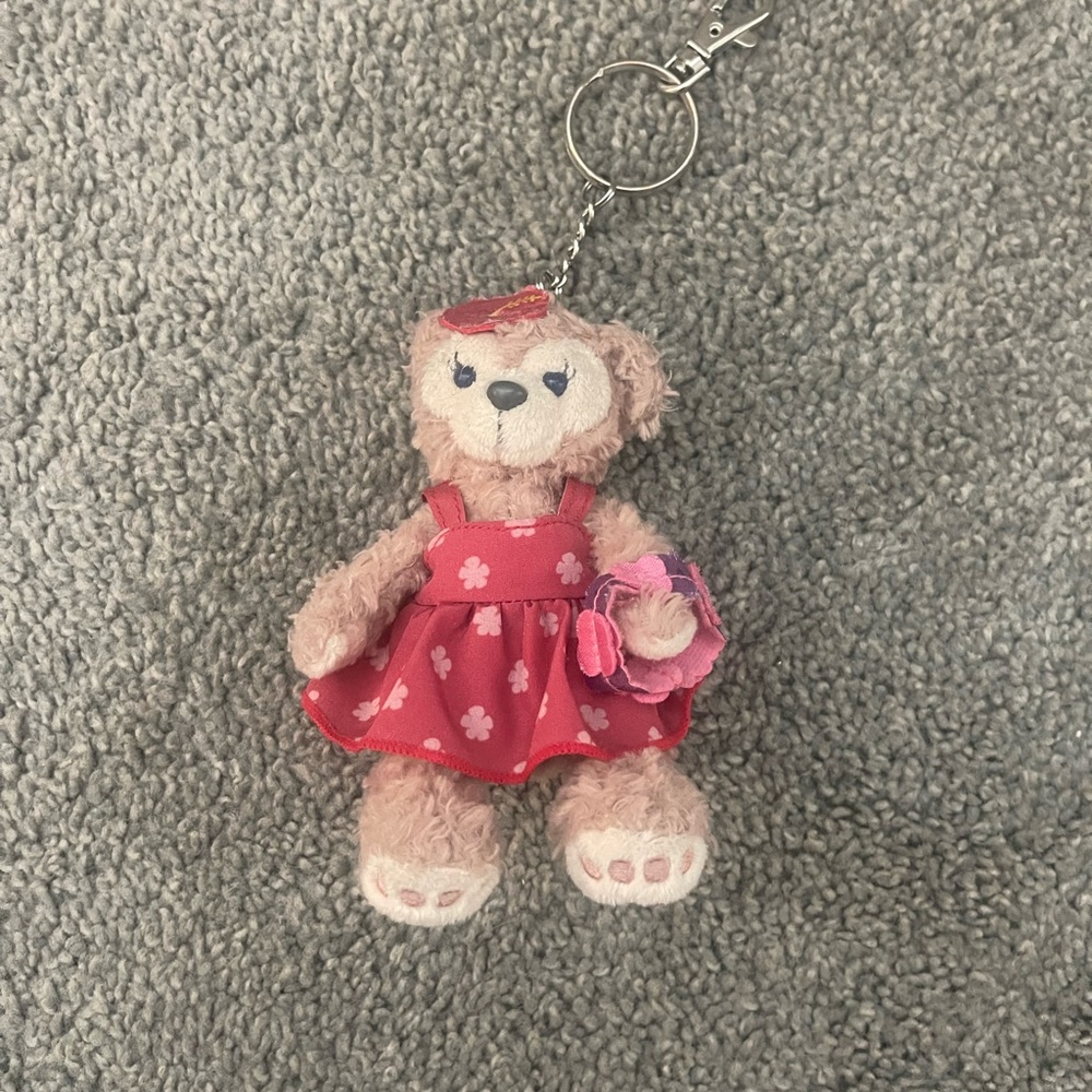 Disney Shellie May Hawaii Keychain